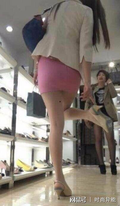 丝袜玉腿大屁股夹住